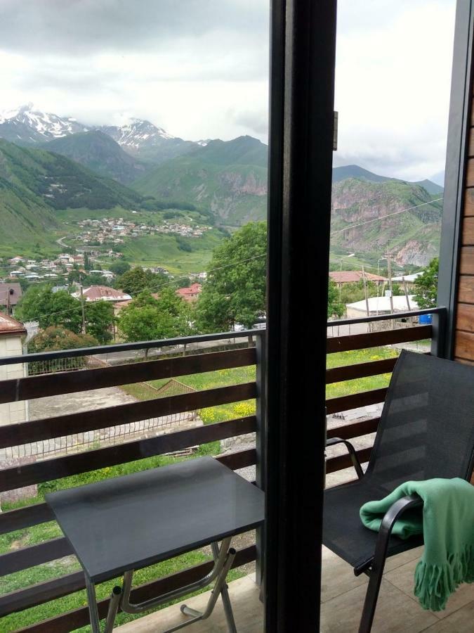 Hilltop Kazbegi Bagian luar foto
