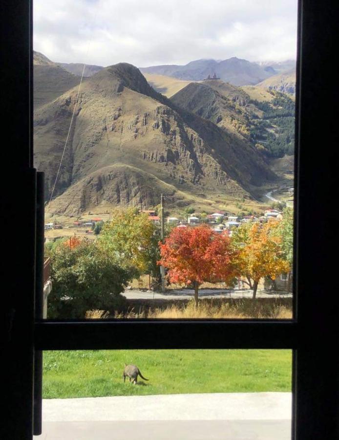 Hilltop Kazbegi Bagian luar foto